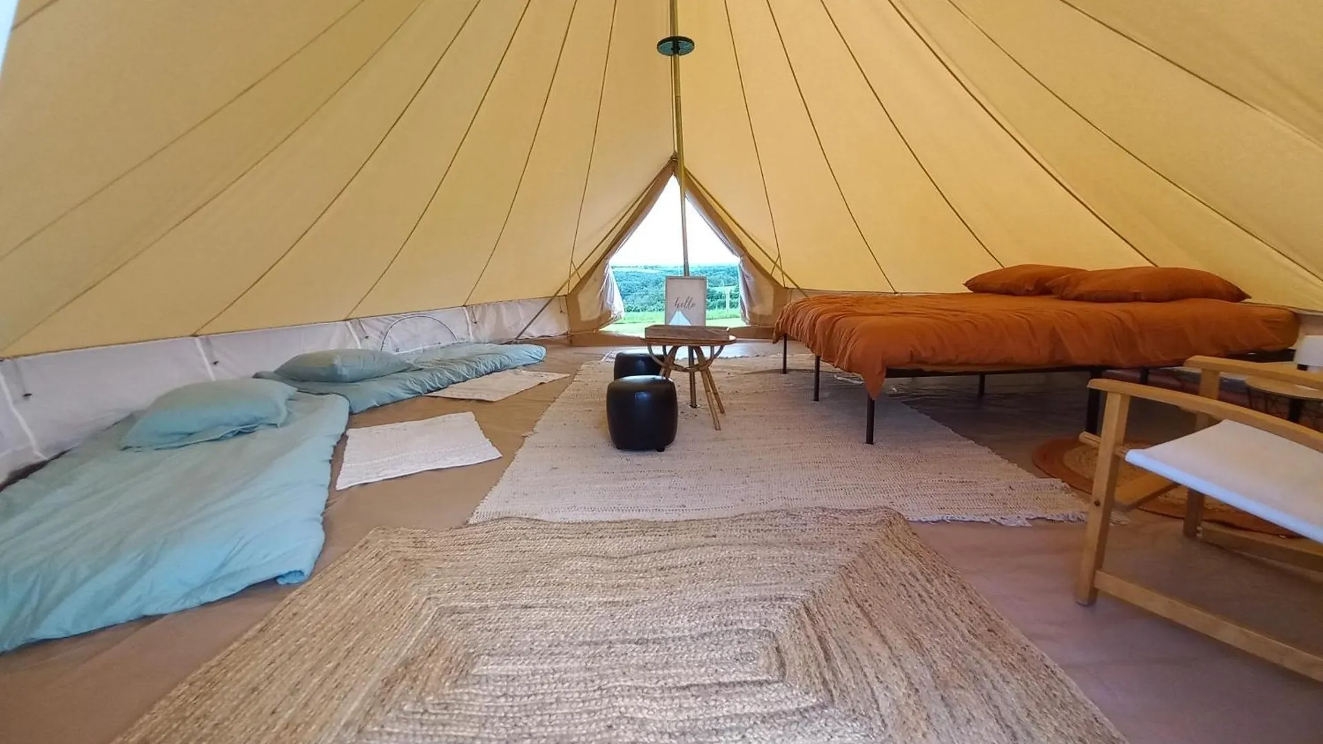 Tipi Du Petit Villers Le Brethon 0*,  France